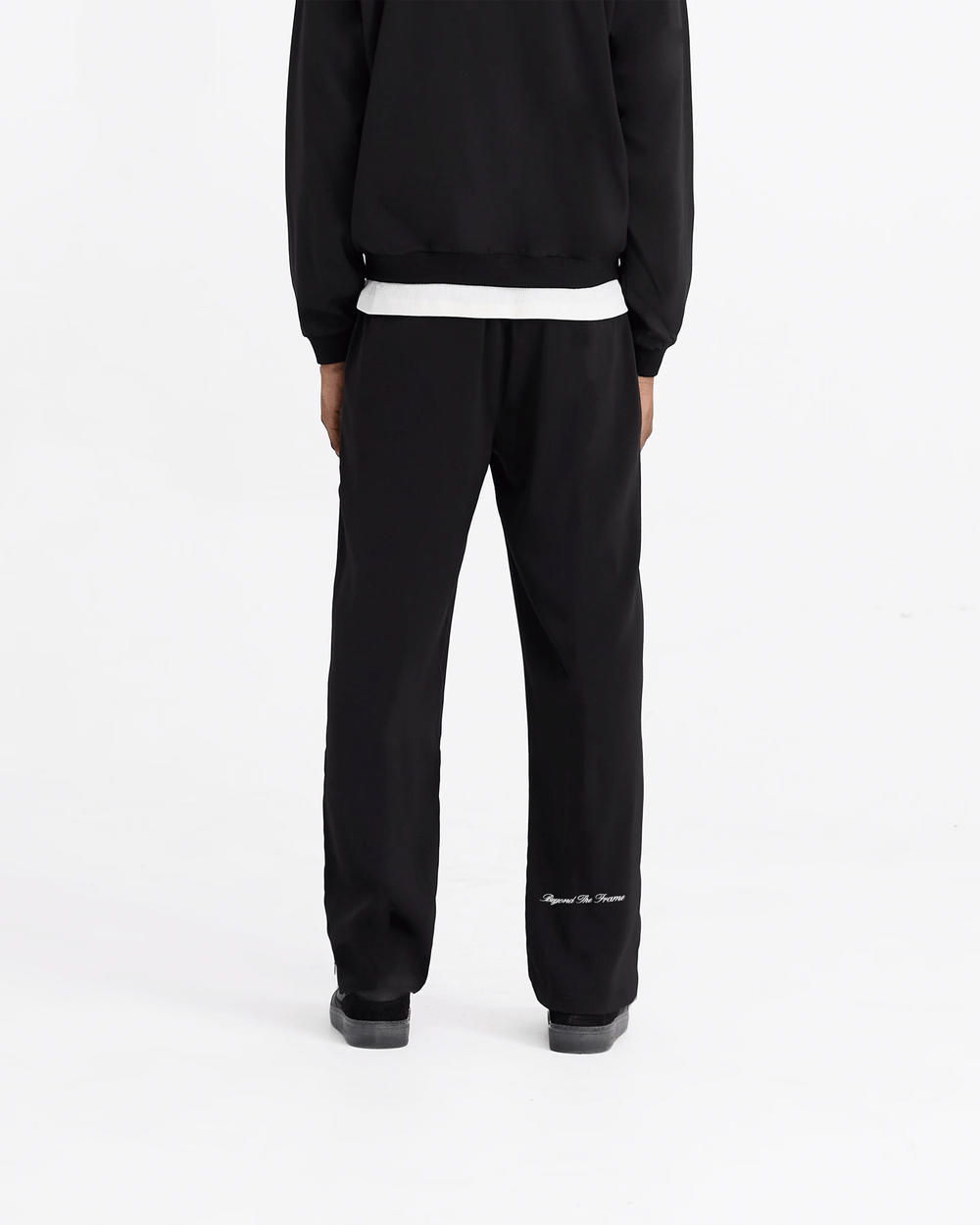 Beyond The Frame Sweatpants Black